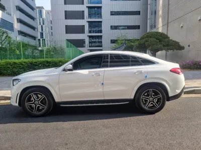 Mercedes-Benz GLE-Class 2020, 52000 км, за 36104.64 USD