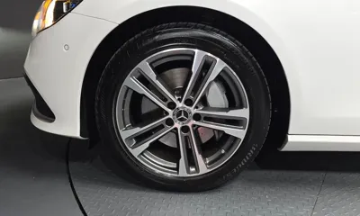 Mercedes-Benz E-Class 2022, 19043 км, за 30737.73 USD