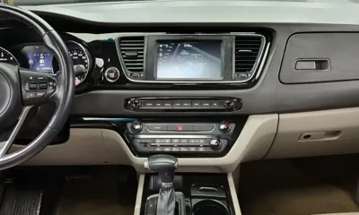 Kia Canival 2017, 133794 км, за 6051.04 USD - фото 14