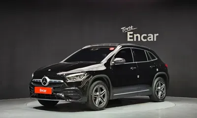Mercedes-Benz GLA-Class · 2023 год