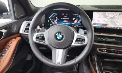 BMW X7 2025, 9856 км, за 92359.2 USD - фото 14