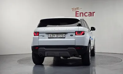 Land Rover Range Rover Evoque 2017, 57607 км, за 10437.18 USD