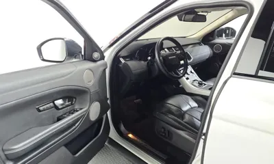 Land Rover Range Rover Evoque 2017, 57607 км, за 10437.18 USD - фото 10