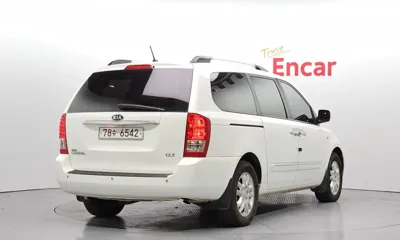 Kia Canival 2010, 253939 км, за 2100.56 USD
