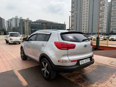 Kia Sportage 2014, 153427 км, за 3250.34 USD