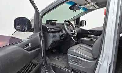 Hyundai Staria 2024, 32886 км, за 20511.81 USD - фото 10