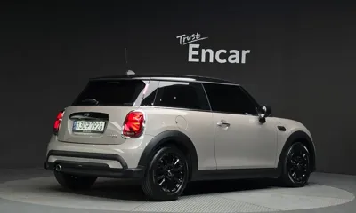 MINI Cooper 2024, 22945 км, за 20477.14 USD