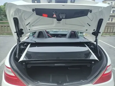 Mercedes-Benz SLK-Class 2016, 24300 км, за 15641.25 USD - фото 19