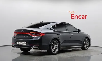 Hyundai Grandeur 2018, 47404 км, за 11583.52 USD