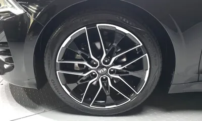 Kia K5 2021, 53149 км, за 15798.53 USD