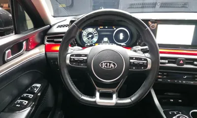 Kia K5 2021, 53149 км, за 15798.53 USD - фото 13