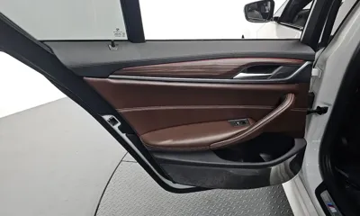 BMW 5-Series 2017, 139792 км, за 14319.2 USD - фото 25