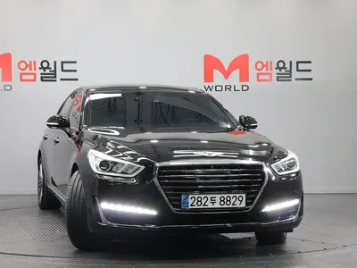 Genesis EQ900