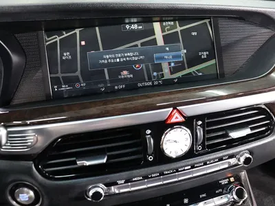 Genesis EQ900