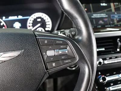 Genesis EQ900