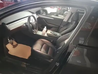 Tesla Model Y 2024, 53000 км, за 26176.84 USD - фото 15