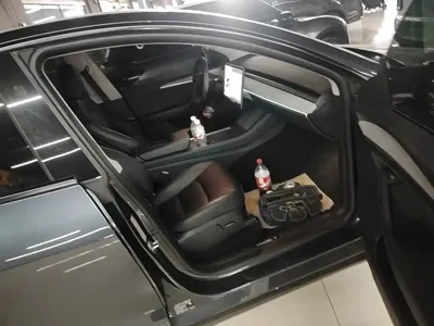 Tesla Model Y 2024, 53000 км, за 26176.84 USD - фото 25