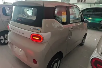 Wuling Hongguang MINIEV 2024, 100 км, за 7564 USD