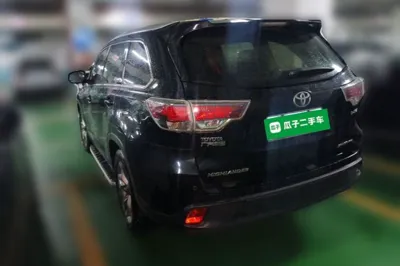 Toyota Highlander 2015, 84800 км, за 13698 USD