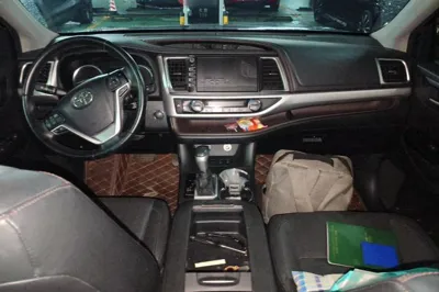 Toyota Highlander 2015, 84800 км, за 13698 USD - фото 9