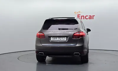 Porsche Cayenne 2013, 167235 км, за 7155.87 USD