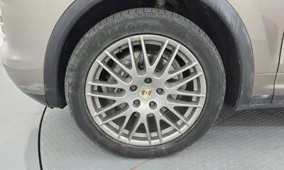 Porsche Cayenne 2013, 167235 км, за 7155.87 USD