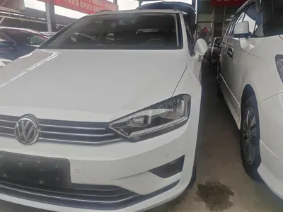 Volkswagen Golf Sportsvan 2017, 82000 км, за 8063.41 USD