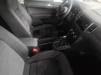 Volkswagen Golf Sportsvan 2017, 82000 км, за 8063.41 USD - фото 8