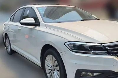 Volkswagen Lavida 2019, 68800 км, за 10353 USD