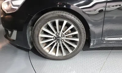 Kia K7 2013, 152396 км, за 3080.66 USD