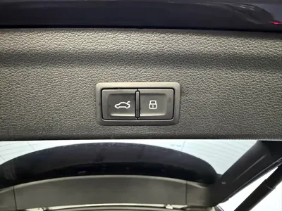 Audi Q3 2022, 25000 км, за 29439.04 USD - фото 26