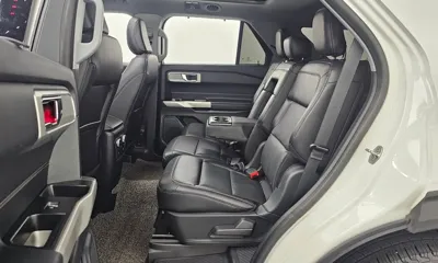 Ford Explorer 2021, 54674 км, за 17407.64 USD - фото 12