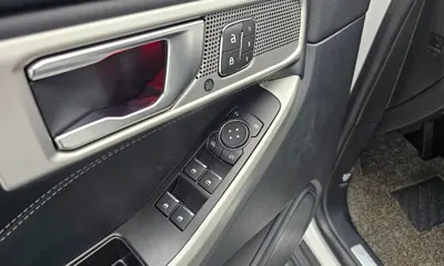 Ford Explorer 2021, 54674 км, за 17407.64 USD - фото 28