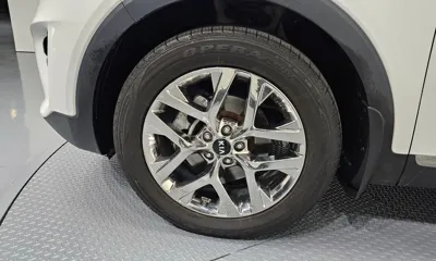 Kia Sorento 2020, 62315 км, за 15785.32 USD