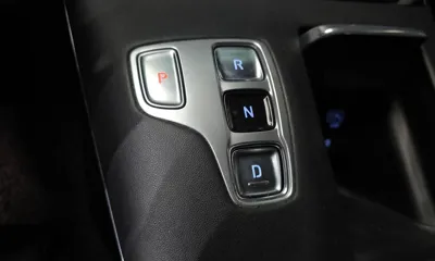 Hyundai Grandeur 2023, 140965 км, за 14535.84 USD - фото 9