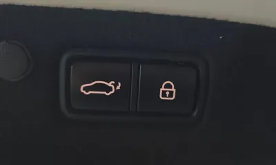 Hyundai Grandeur 2023, 140965 км, за 14535.84 USD - фото 20