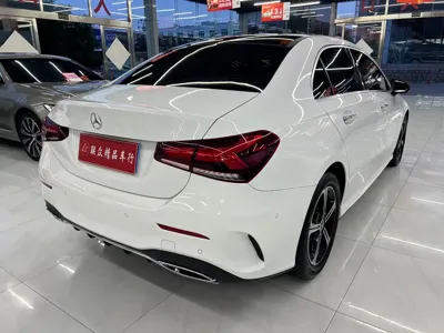 Mercedes-Benz A-Class 2023, 83000 км, за 15597.11 USD