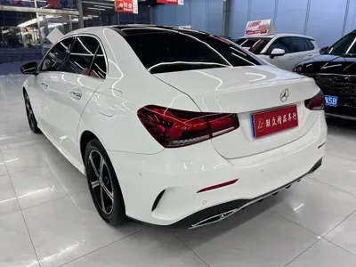 Mercedes-Benz A-Class 2023, 83000 км, за 15597.11 USD