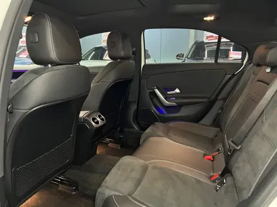 Mercedes-Benz A-Class 2023, 83000 км, за 15641.27 USD - фото 9