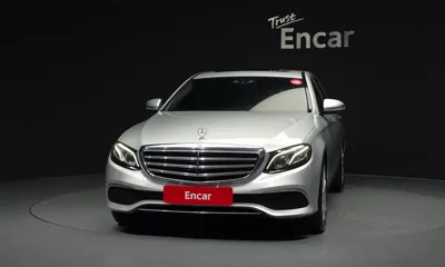 Mercedes-Benz E-Class 2017, 140236 км, за 11232.24 USD