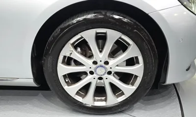 Mercedes-Benz E-Class 2017, 140236 км, за 11232.24 USD