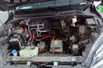 Wuling Hongguang New Energy 2024, 10700 км, за 11048 USD - фото 24