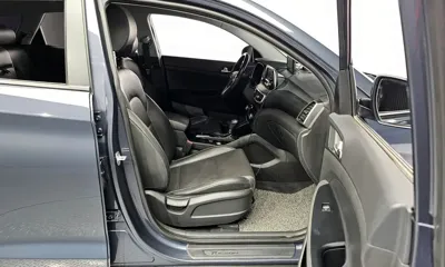 Hyundai Tucson 2019, 49921 км, за 10772.46 USD - фото 11