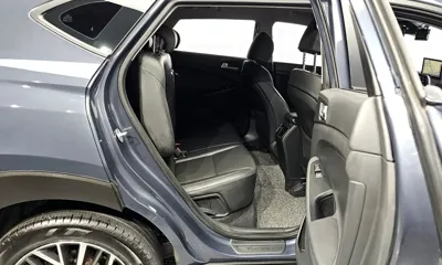 Hyundai Tucson 2019, 49921 км, за 10772.46 USD - фото 12