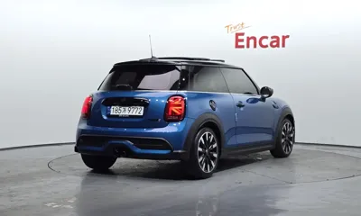 MINI Cooper 2023, 36545 км, за 16381.71 USD