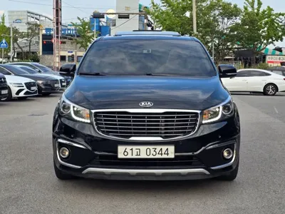 Kia Canival 2017, 92000 км, за 7745.83 USD
