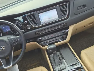 Kia Canival 2017, 92000 км, за 7745.83 USD - фото 15