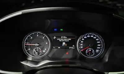 Hyundai Santafe 2022, 39758 км, за 17429.63 USD - фото 8