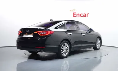 Hyundai Sonata 2017, 150973 км, за 5465.8 USD