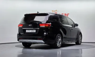Kia Canival 2018, 167681 км, за 6892.48 USD